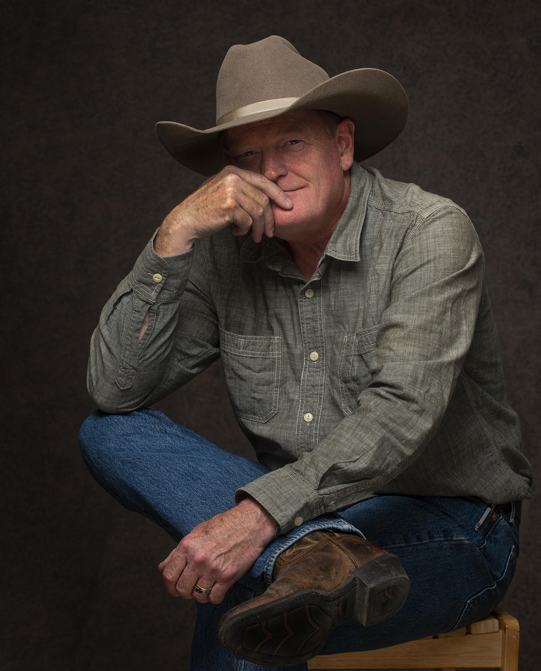 Author Craig Johnson. Photo by Adam Jahiel